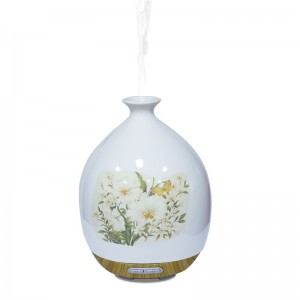 Diffusore di aromi di fiori di ceramica di bellezza tradizionale fresca d'aria elettrica da 130 ml